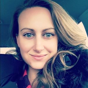 Meet your Posher, Ashley